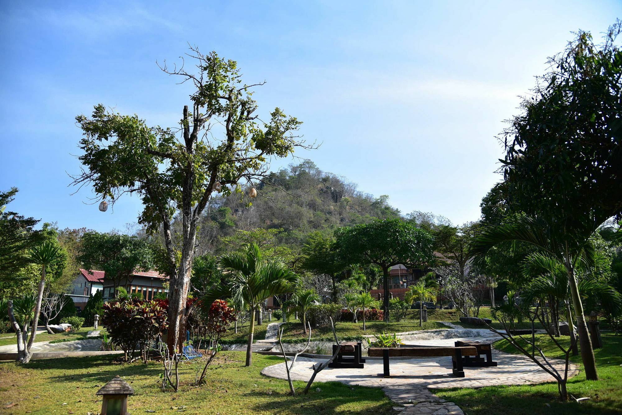 都喜度假村 Nong Nam Daeng 外观 照片