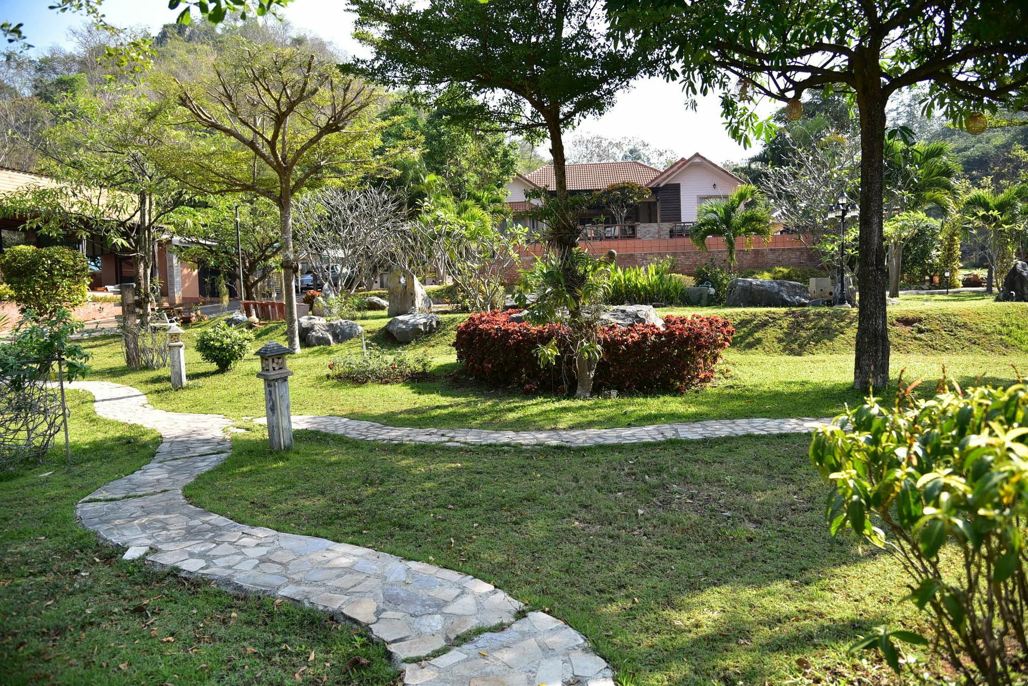 都喜度假村 Nong Nam Daeng 外观 照片